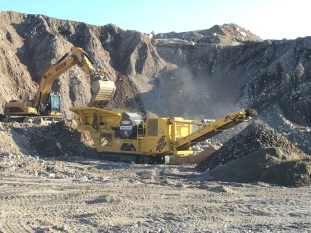 KEESTRACK, B4, CONCASSEUR, MACHOIRES, LOCATION, VENTE, ACHAT, PIECES, RECHANGE, ASSISTANCE, KONCASSTOO, ILE DE FRANCE